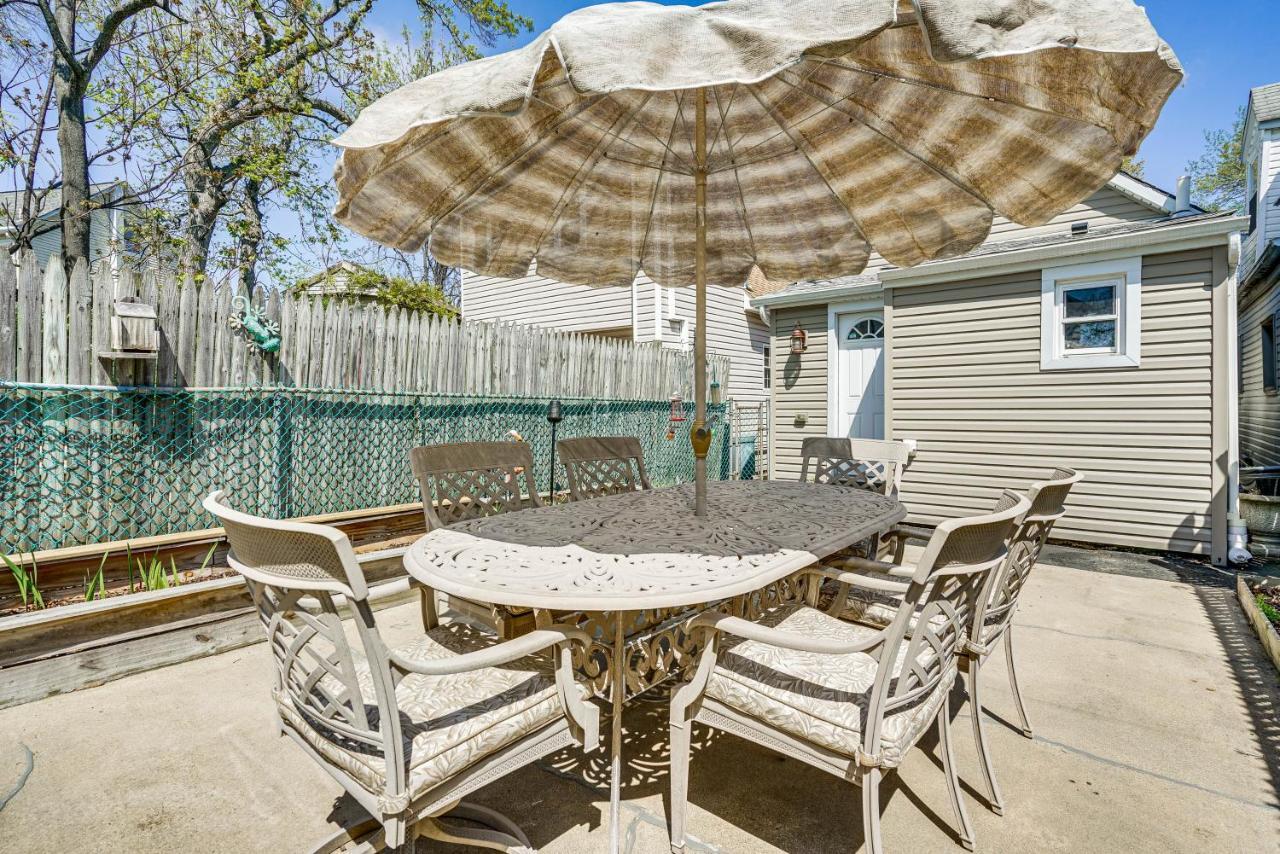 New Jersey Abode - Near Theme Parks, Walk To Beach Keansburg Bagian luar foto